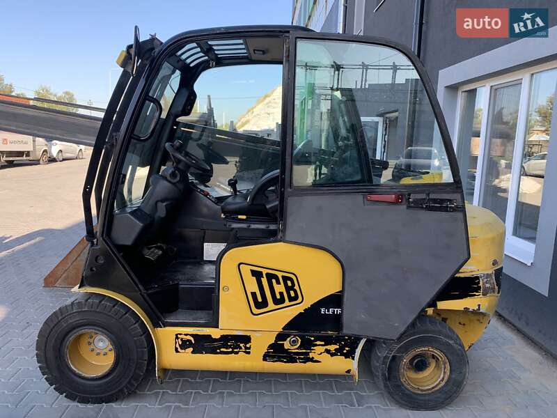 Вилочный погрузчик JCB TLT 2007 в Виннице