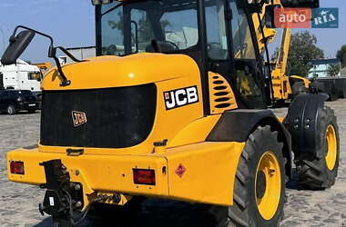 Фронтальні навантажувачі JCB TM 2005 в Рівному