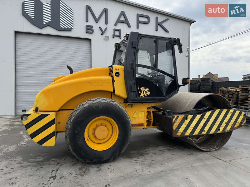 Каток ґрунтовий JCB Vibromax 115 2006 в Львові