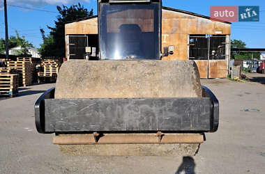 Каток ґрунтовий JCB VM 2006 в 