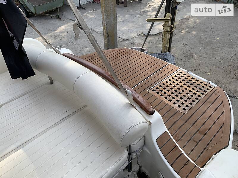 Катер Jeanneau Leader 2006 в Запорожье