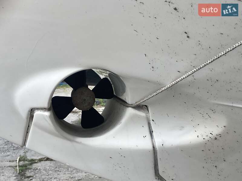 Моторная яхта Jeanneau Leader 2015 в Днепре фото 15 Моторная яхта Jeanneau Leader 2015 в Днепре