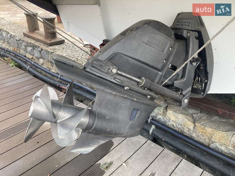 Моторная яхта Jeanneau Leader 2015 в Днепре фото 17 Моторная яхта Jeanneau Leader 2015 в Днепре