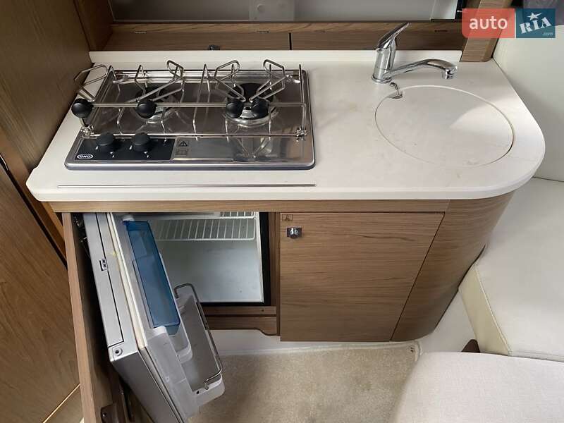 Моторная яхта Jeanneau Leader 2015 в Днепре фото 45 Моторная яхта Jeanneau Leader 2015 в Днепре