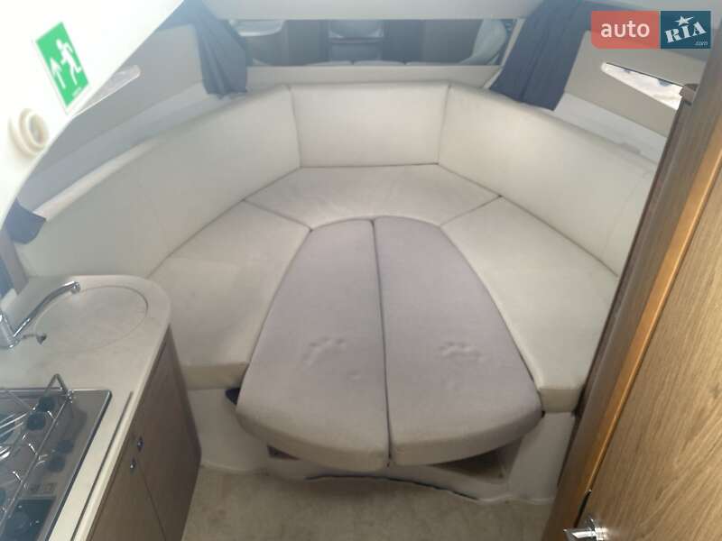 Моторная яхта Jeanneau Leader 2015 в Днепре фото 48 Моторная яхта Jeanneau Leader 2015 в Днепре