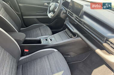 Позашляховик / Кросовер Jeep Avenger 2024 в Дніпрі