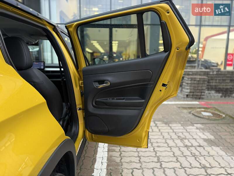 Внедорожник / Кроссовер Jeep Avenger 2025 в Киеве