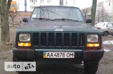 Внедорожник / Кроссовер Jeep Cherokee 2000 в 
