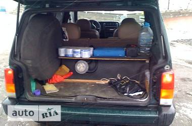 Внедорожник / Кроссовер Jeep Cherokee 2000 в 