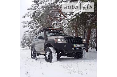 Внедорожник / Кроссовер Jeep Cherokee 2000 в Кременчуге