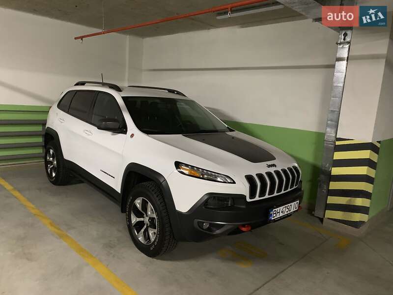 Внедорожник / Кроссовер Jeep Cherokee 2017 в Одессе