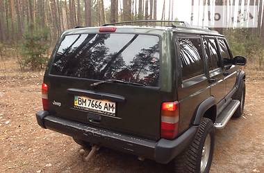 Позашляховик / Кросовер Jeep Cherokee 1991 в 