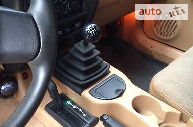 Позашляховик / Кросовер Jeep Cherokee 1991 в 