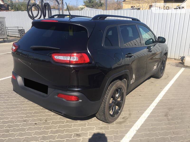 Позашляховик / Кросовер Jeep Cherokee 2016 в Луцьку