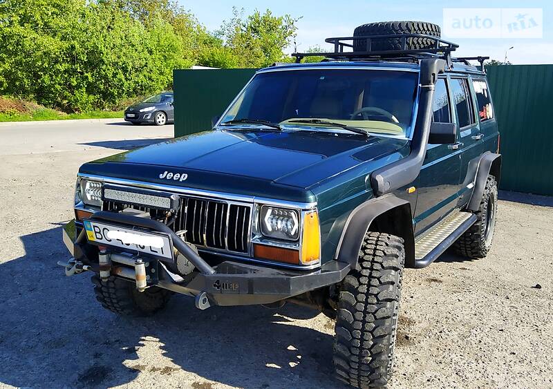 Auto Ria Prodam Dzhip Cheroki 1992 Benzin 4 0 Pozashlyahovik Krosover Bu U Lvovi Cina 8000