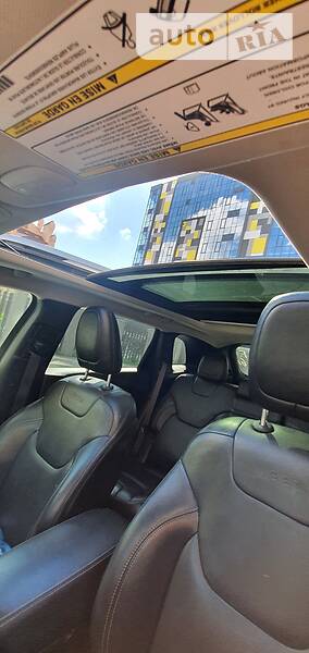 Позашляховик / Кросовер Jeep Cherokee 2014 в Львові