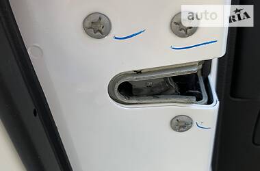 Позашляховик / Кросовер Jeep Cherokee 2019 в 