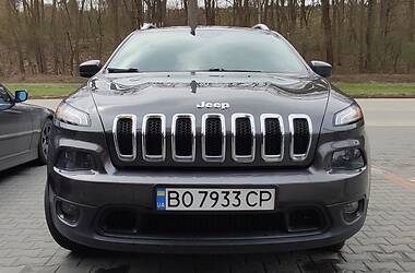 Внедорожник / Кроссовер Jeep Cherokee 2015 в Черновцах