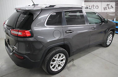 Внедорожник / Кроссовер Jeep Cherokee 2014 в Черновцах