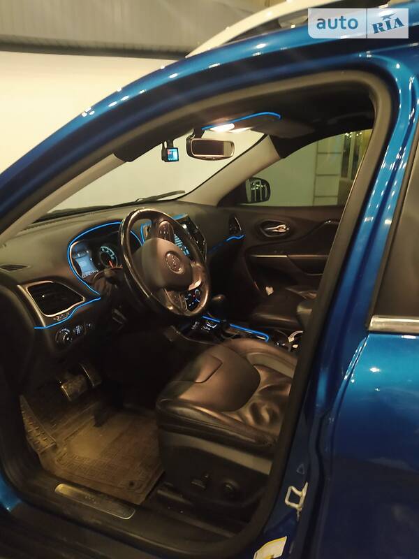 Позашляховик / Кросовер Jeep Cherokee 2019 в Івано-Франківську фото 36 Позашляховик / Кросовер Jeep Cherokee 2019 в Івано-Франківську