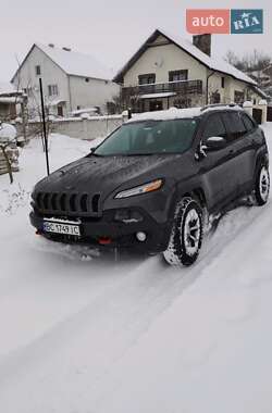 Позашляховик / Кросовер Jeep Cherokee 2016 в Львові