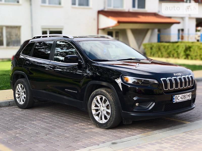 Внедорожник / Кроссовер Jeep Cherokee 2018 в Самборе