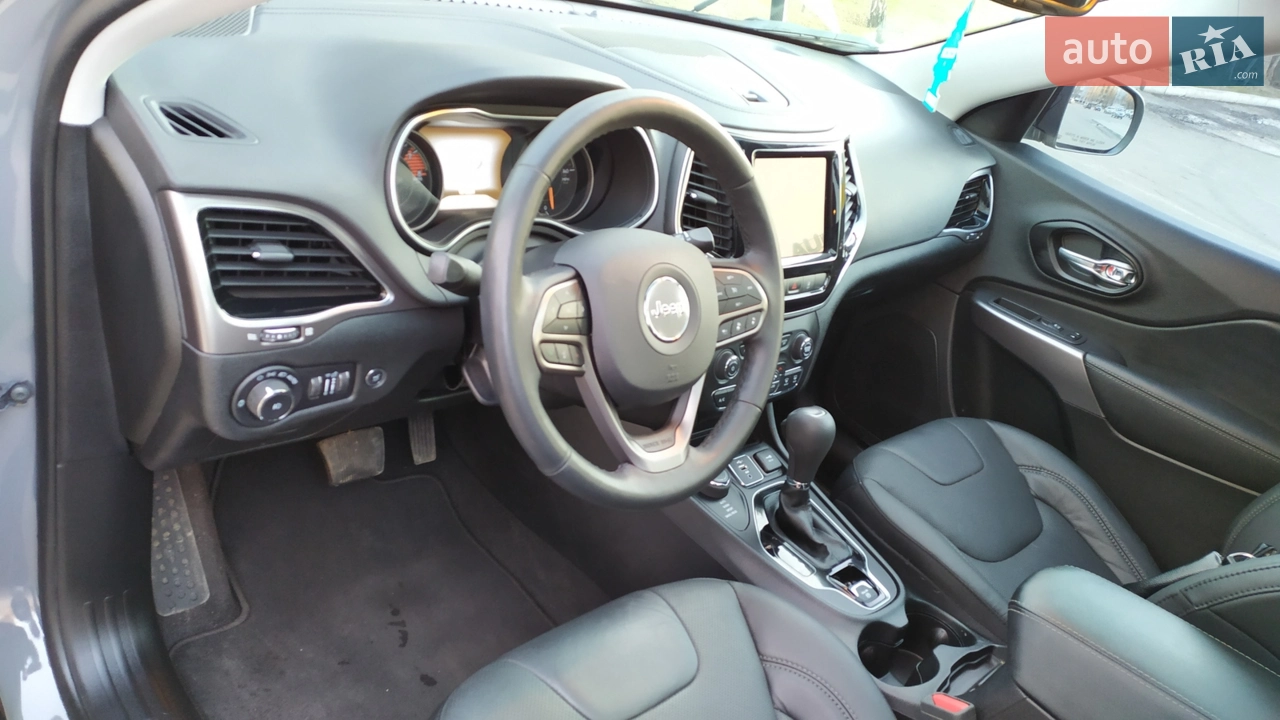 2021 Jeep Cherokee - мініатюра 31