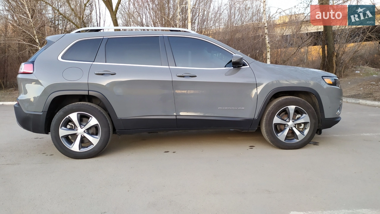 2021 Jeep Cherokee - мініатюра 11