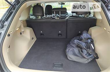 Позашляховик / Кросовер Jeep Cherokee 2018 в 