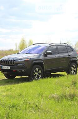 Внедорожник / Кроссовер Jeep Cherokee 2016 в Лубнах