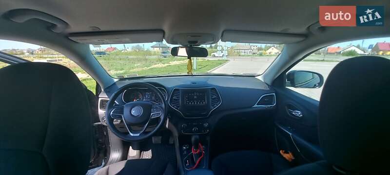 Позашляховик / Кросовер Jeep Cherokee 2019 в Львові фото 12 Позашляховик / Кросовер Jeep Cherokee 2019 в Львові