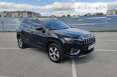 Внедорожник / Кроссовер Jeep Cherokee 2018 в Киеве