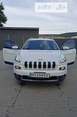 Внедорожник / Кроссовер Jeep Cherokee 2014 в Ужгороде