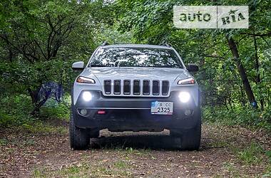 Внедорожник / Кроссовер Jeep Cherokee 2014 в Ковеле