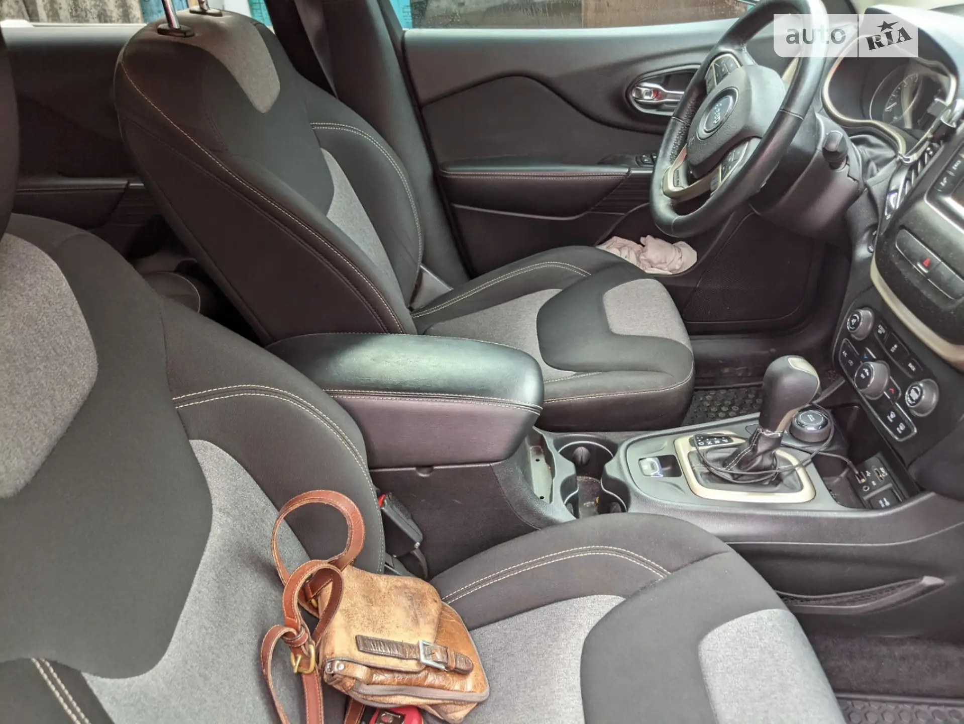 2013 Jeep Cherokee - мініатюра 20