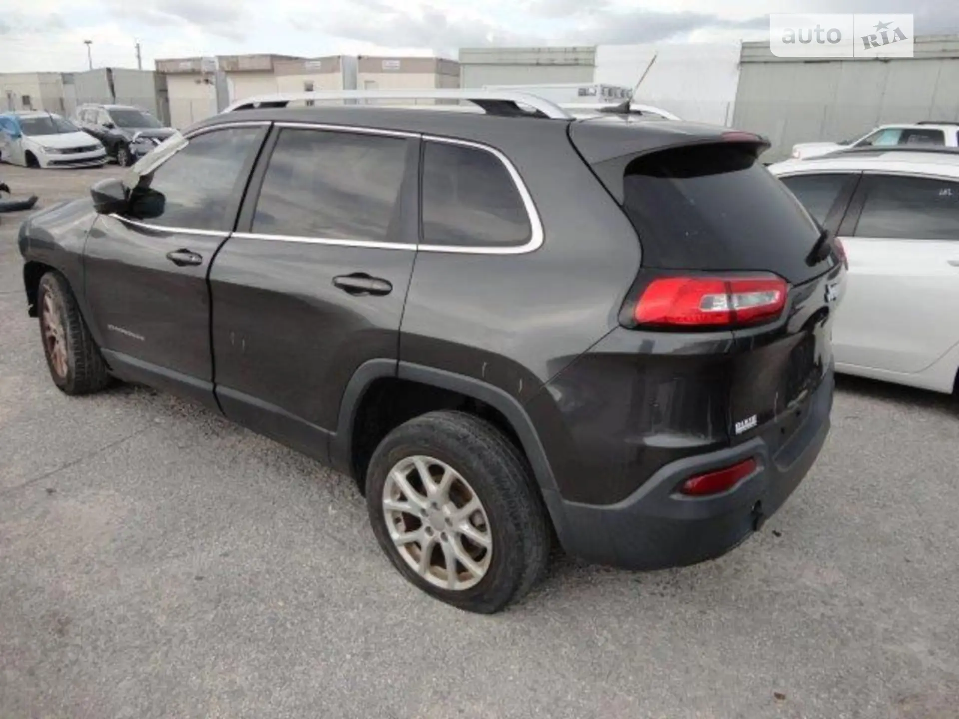 2015 Jeep Cherokee - мініатюра 3