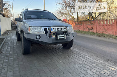 Позашляховик / Кросовер Jeep Cherokee 2000 в Борисполі