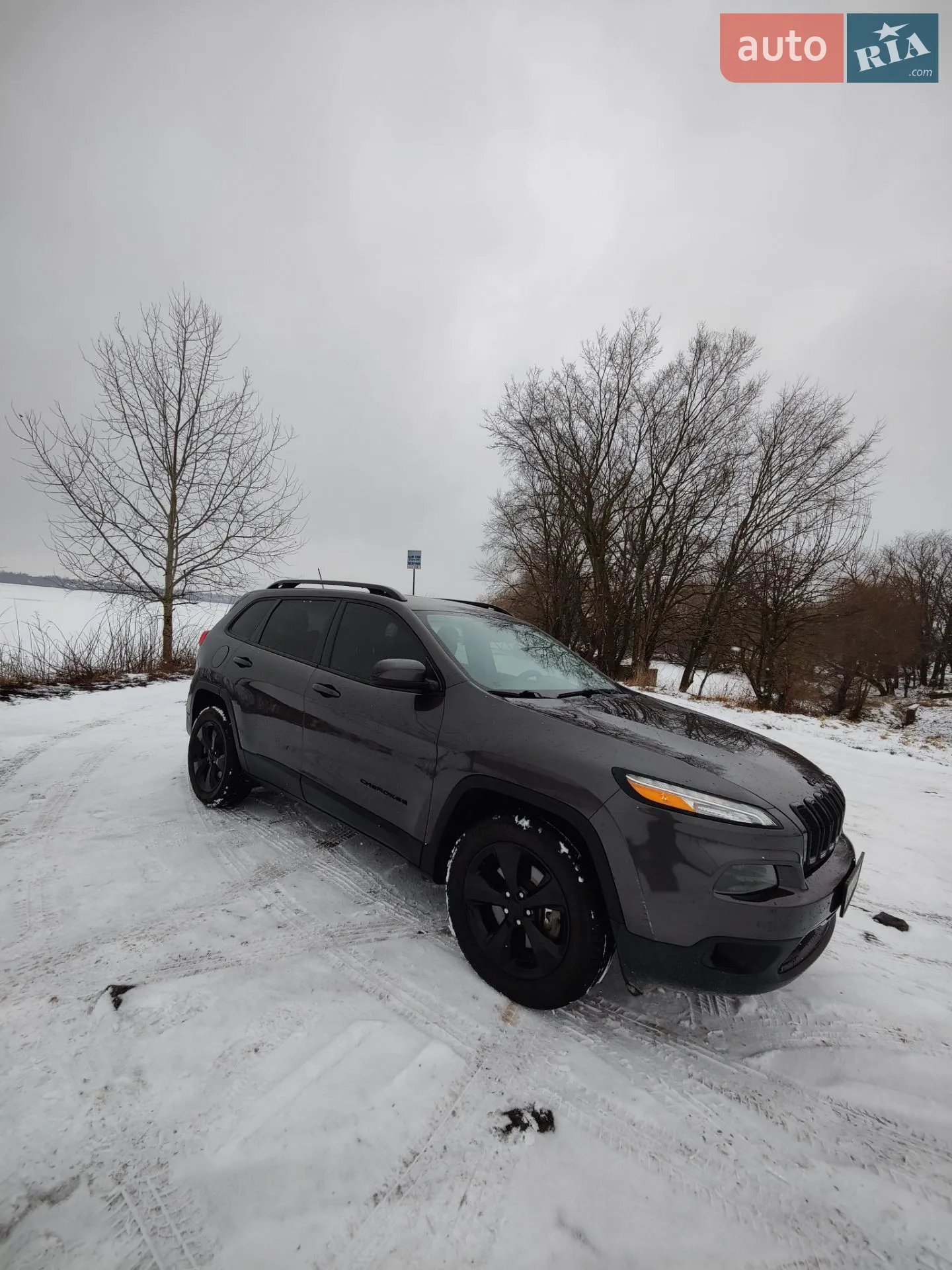 2017 Jeep Cherokee - мініатюра 3