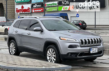 Внедорожник / Кроссовер Jeep Cherokee 2016 в 