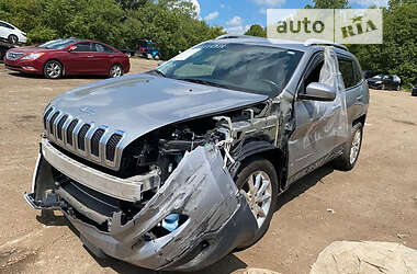 Внедорожник / Кроссовер Jeep Cherokee 2016 в 