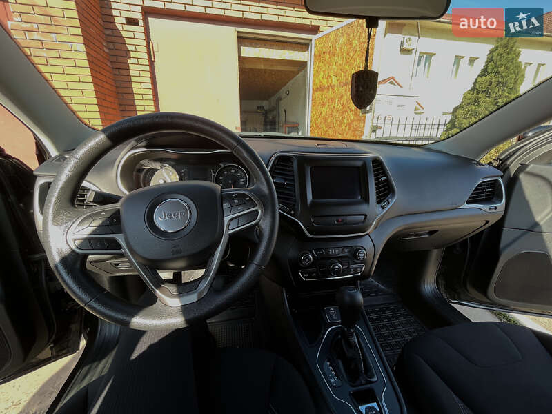 Позашляховик / Кросовер Jeep Cherokee 2018 в Кривому Розі фото 8 Позашляховик / Кросовер Jeep Cherokee 2018 в Кривому Розі