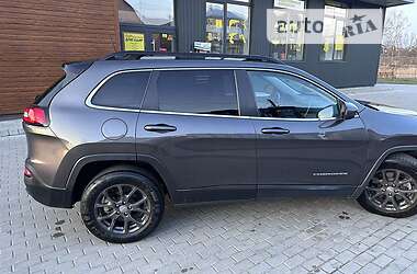 Позашляховик / Кросовер Jeep Cherokee 2016 в Львові