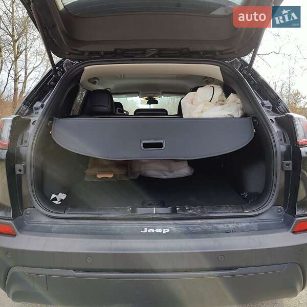 Позашляховик / Кросовер Jeep Cherokee 2019 в Львові