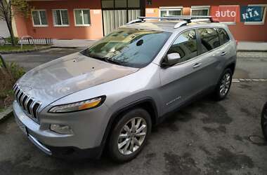 Внедорожник / Кроссовер Jeep Cherokee 2016 в Киеве