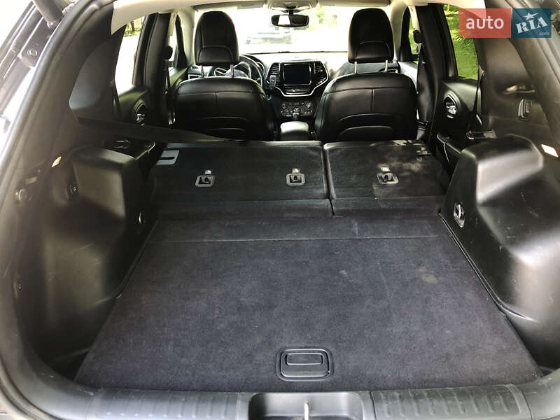 Позашляховик / Кросовер Jeep Cherokee 2018 в Києві