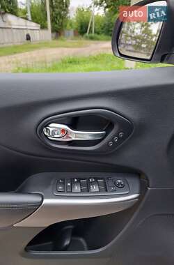 Позашляховик / Кросовер Jeep Cherokee 2018 в Харкові