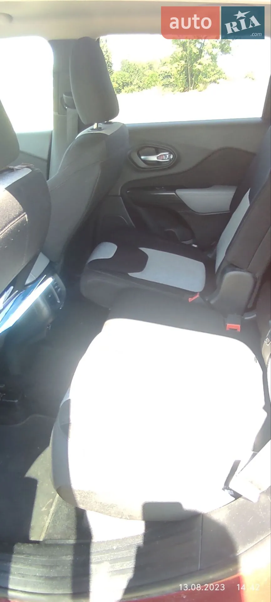 2014 Jeep Cherokee - мініатюра 9