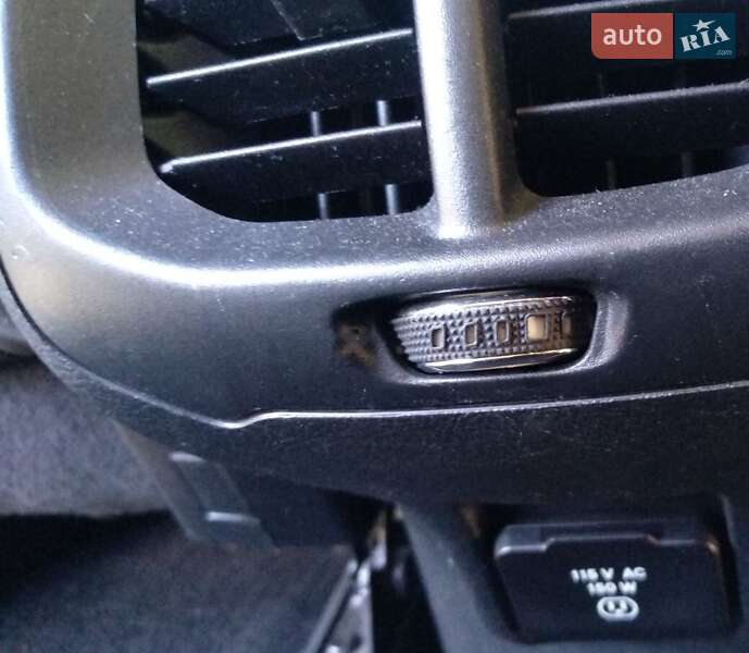 Позашляховик / Кросовер Jeep Cherokee 2015 в Івано-Франківську