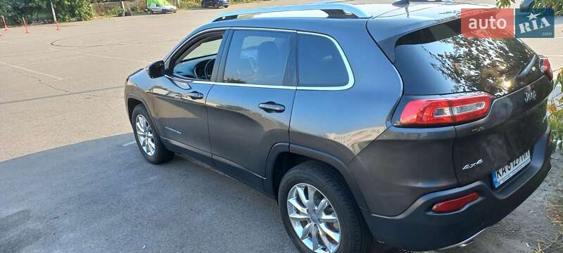 Позашляховик / Кросовер Jeep Cherokee 2015 в Києві фото 8 Позашляховик / Кросовер Jeep Cherokee 2015 в Києві
