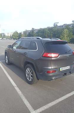 Внедорожник / Кроссовер Jeep Cherokee 2014 в Киеве